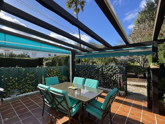 3 Slaapkamer Rijtjeshuis in Casares Playa