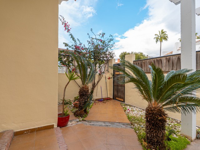 3 Bedrooms Townhouse in Nueva Andalucía