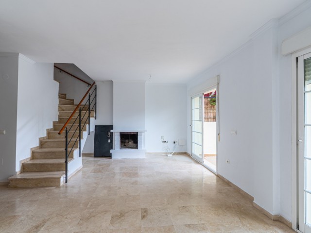 3 Bedrooms Townhouse in Nueva Andalucía