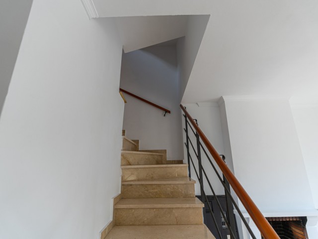 3 Bedrooms Townhouse in Nueva Andalucía