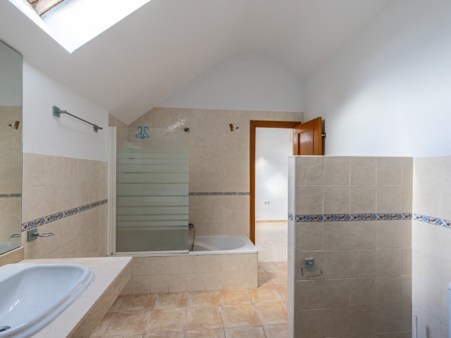 3 Bedrooms Townhouse in Nueva Andalucía