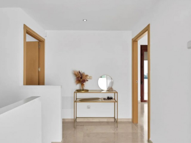 Maison mitoyenne avec 3 Chambres  à Doña Julia