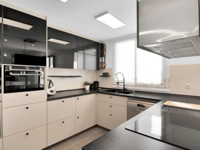 3 Slaapkamer Rijtjeshuis in Doña Julia