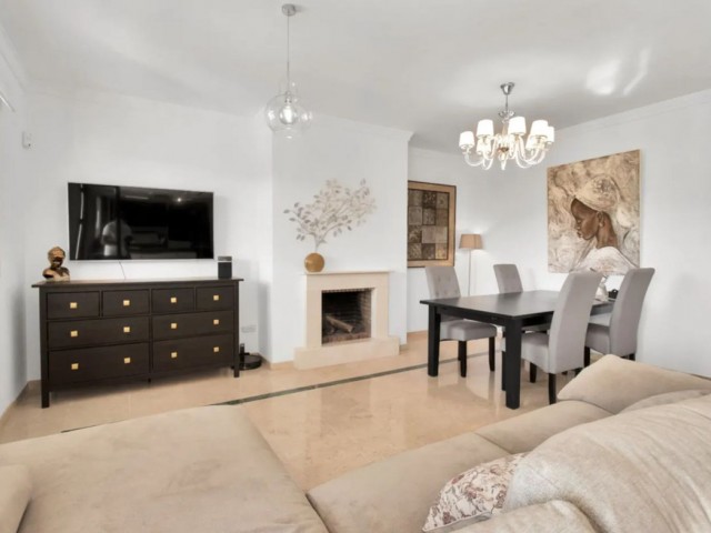 3 Slaapkamer Rijtjeshuis in Doña Julia