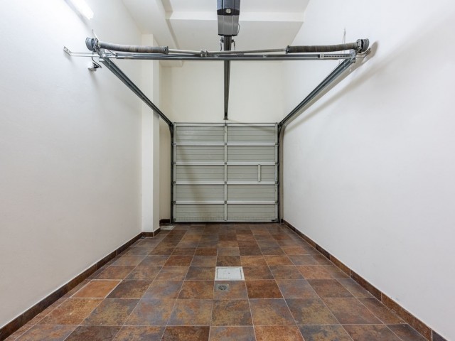 Maison mitoyenne avec 3 Chambres  à Benahavís