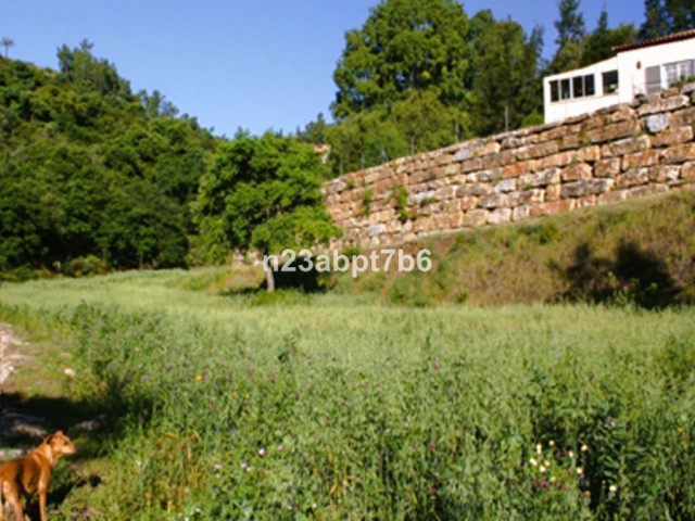 Villa con 2 Dormitorios  en Los Almendros
