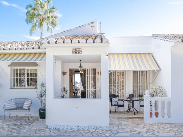 3 Bedrooms Villa in Calahonda