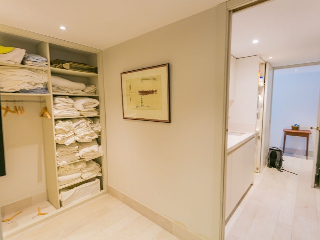 Appartement avec 3 Chambres  à Guadalmina Baja