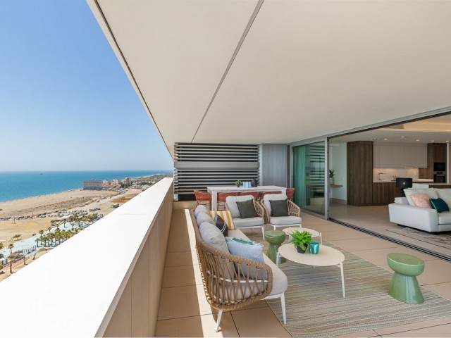 4 Bedrooms Apartment in Málaga Centro