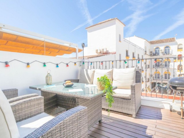 3 Bedrooms Townhouse in Marbella