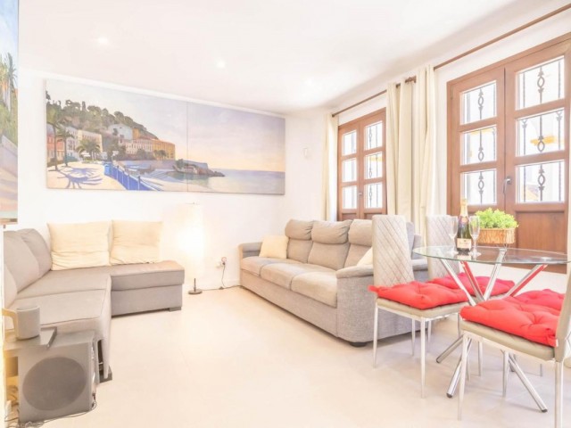 Maison mitoyenne avec 3 Chambres  à Marbella