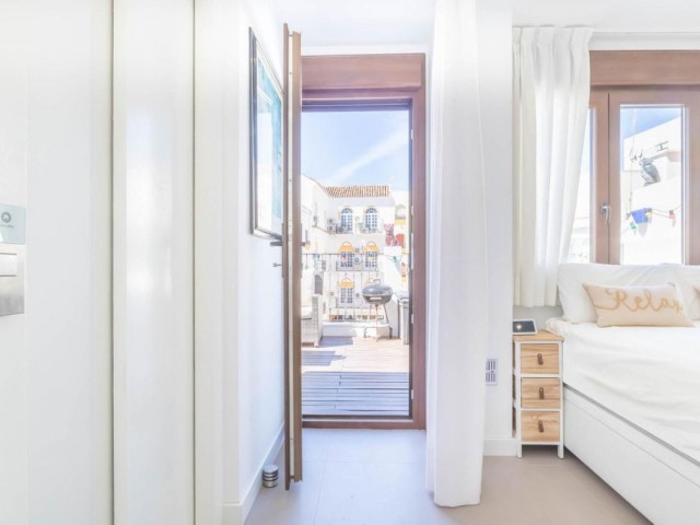 Maison mitoyenne avec 3 Chambres  à Marbella