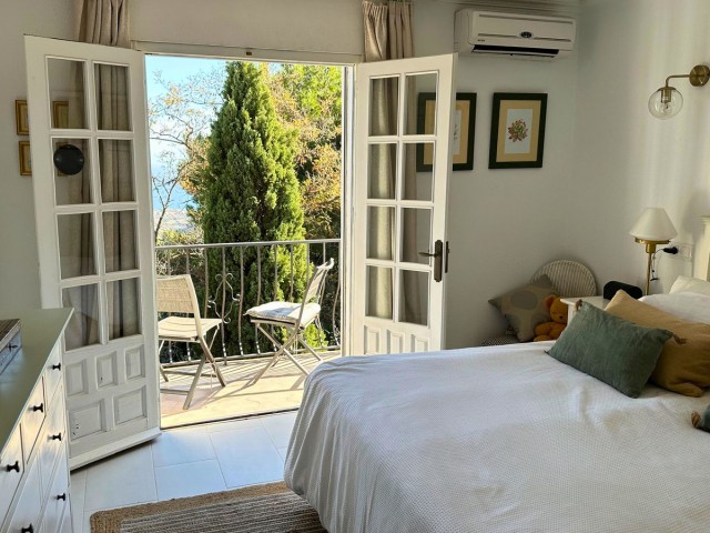 Maison mitoyenne avec 3 Chambres  à Mijas