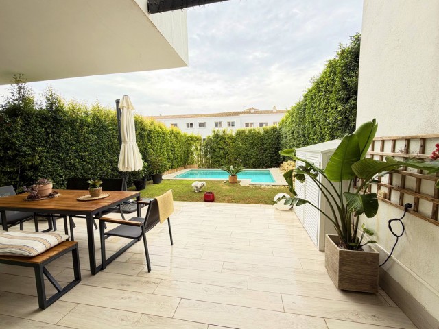 Maison mitoyenne, San Roque, R5224378