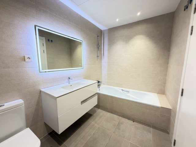 3 Slaapkamer Rijtjeshuis in San Roque