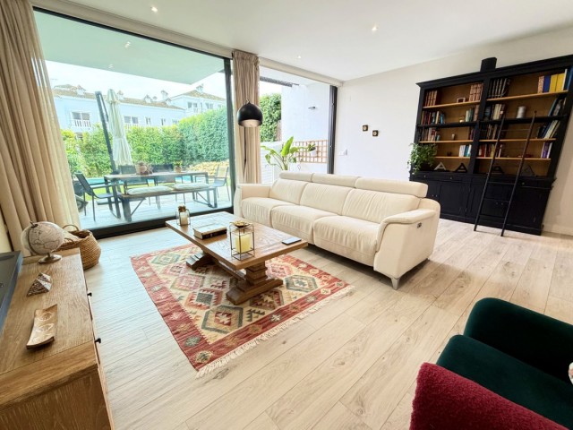 Maison mitoyenne, San Roque, R5224378