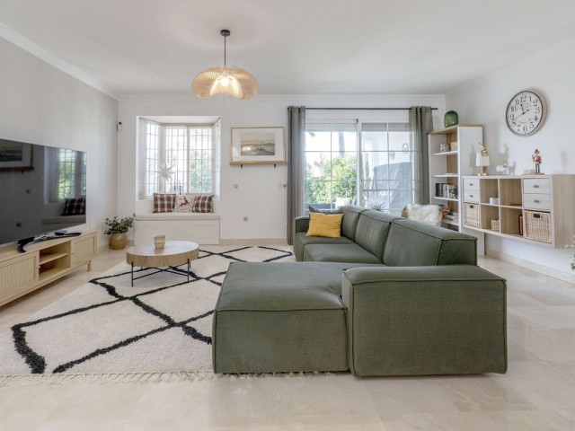 4 Bedrooms Villa in Guadalmina Alta