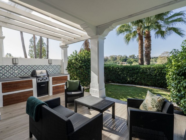 4 Bedrooms Villa in Guadalmina Alta