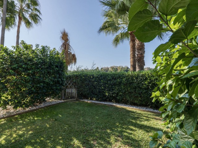 4 Bedrooms Villa in Guadalmina Alta