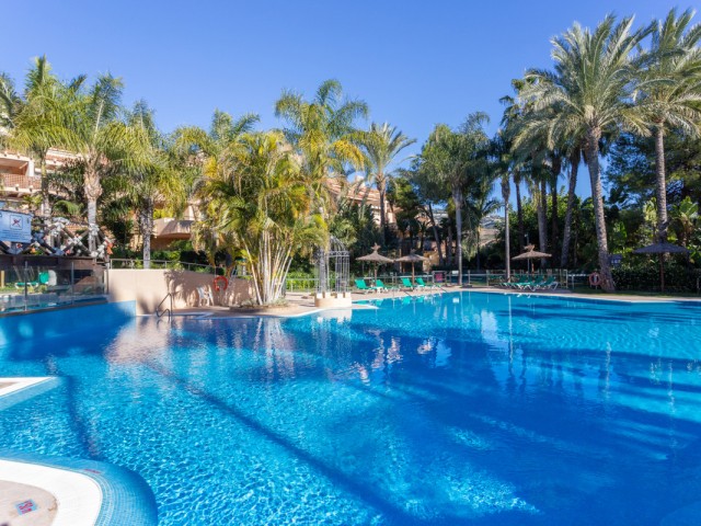 2 Slaapkamer Appartement in Río Real