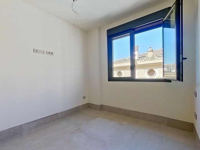2 Bedrooms Apartment in Málaga Centro