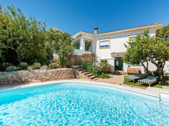 Huvila, Torremolinos