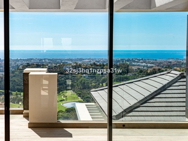 8 Sovrums Villa i Benahavís