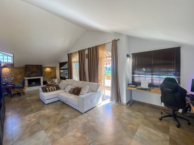 3 Bedrooms Villa in Guadalmina Alta
