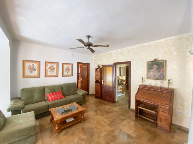 3 Bedrooms Villa in Guadalmina Alta