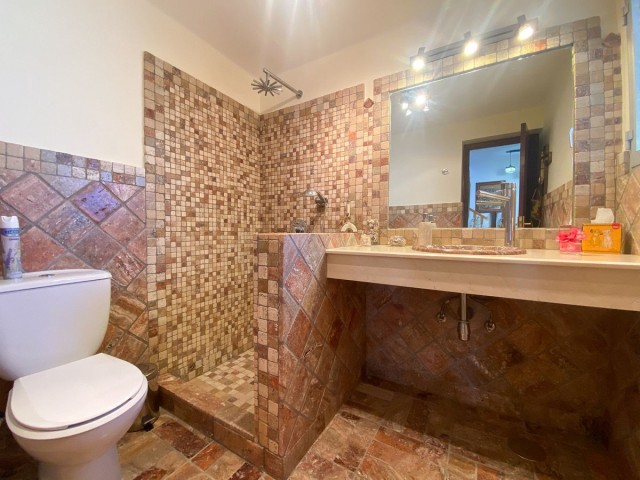 3 Bedrooms Villa in Guadalmina Alta