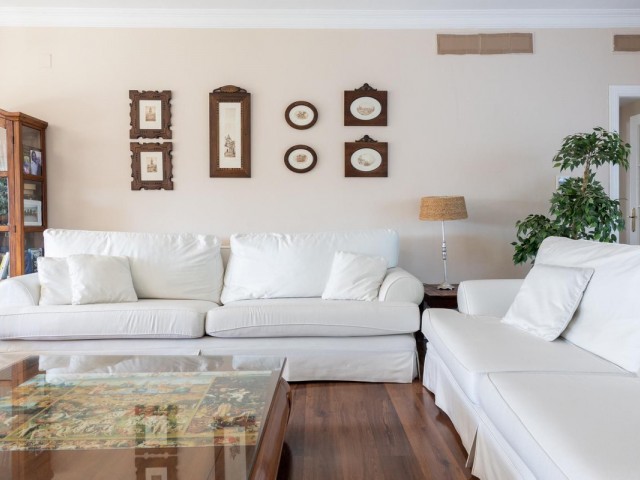 4 Schlafzimmer Villa in Mijas Golf