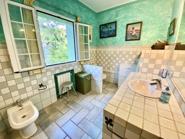 Villa avec 4 Chambres  à Benahavís