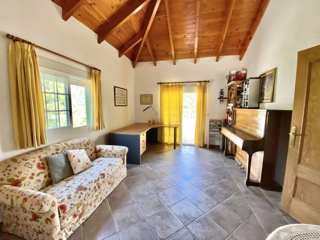 Villa avec 4 Chambres  à Benahavís