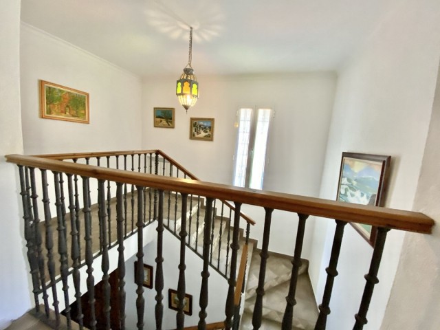 Villa avec 4 Chambres  à Benahavís