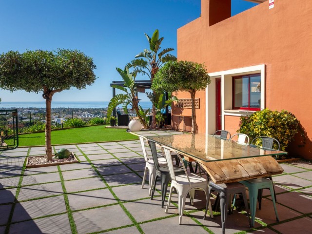 4 Bedrooms Townhouse in El Paraiso