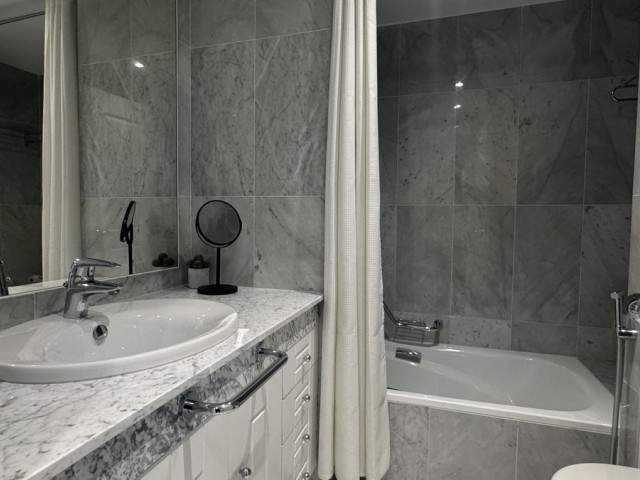 3 Bedrooms Apartment in Puerto Banús