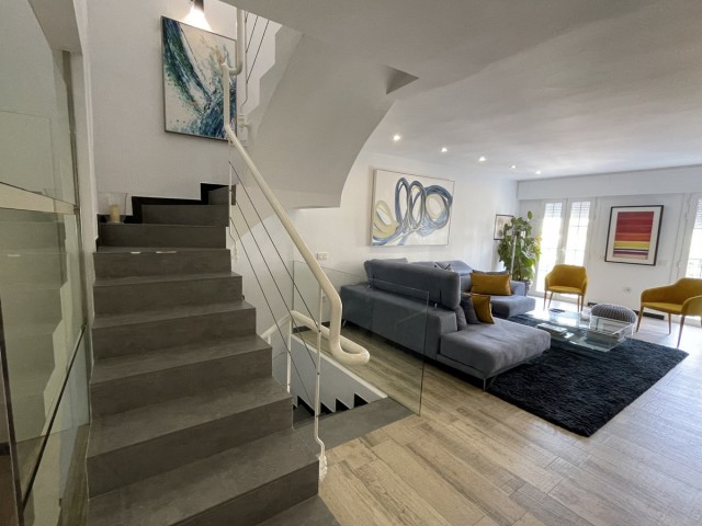 2 Sovrums Radhus i Nueva Andalucía