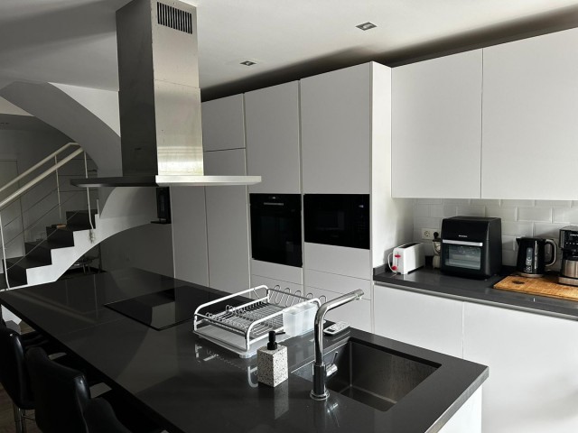 2 Sovrums Radhus i Nueva Andalucía