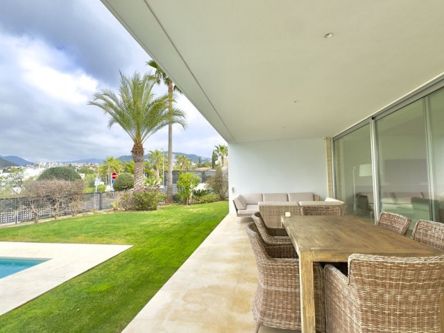 3 Makuuhuoneen Huvila Río Real