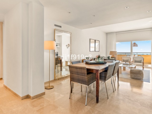 2 Schlafzimmer Apartment in Elviria