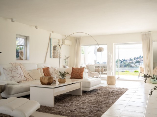 5 Bedrooms Villa in Riviera del Sol