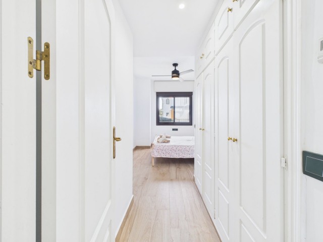 Apartamento con 3 Dormitorios  en La Duquesa