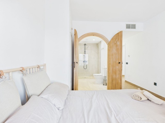Apartamento con 3 Dormitorios  en La Duquesa