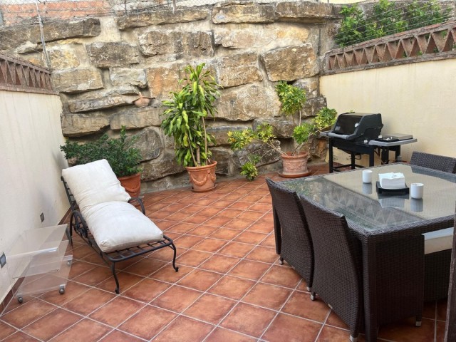 5 Bedrooms Townhouse in Marbella