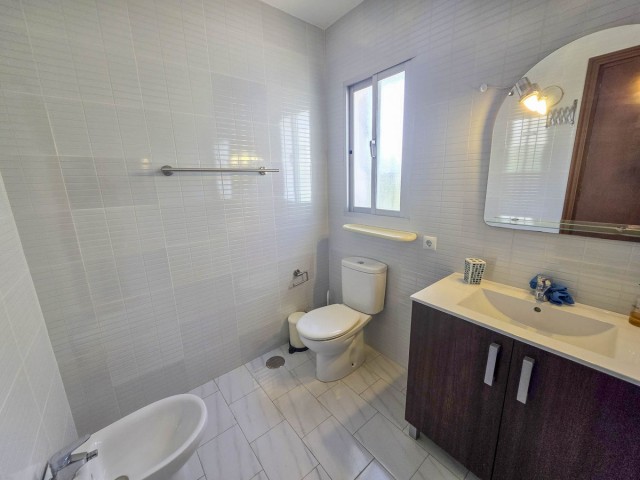 3 Bedrooms Villa in Estepona