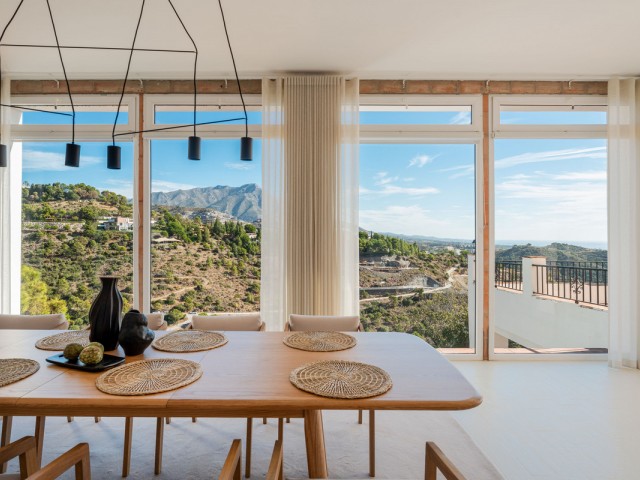 Villa avec 6 Chambres  à El Madroñal