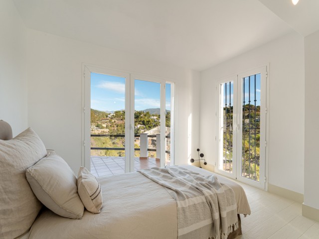 Villa avec 6 Chambres  à El Madroñal