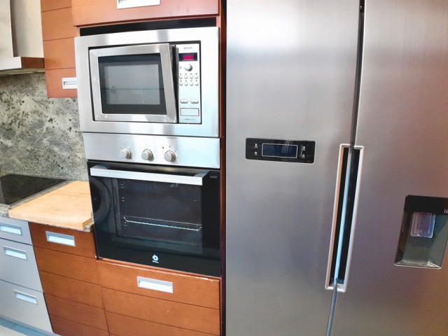 Appartement avec 3 Chambres  à Marbella