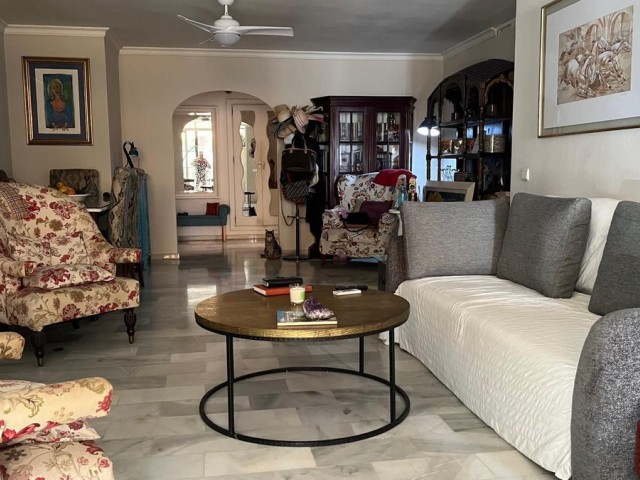 3 Bedrooms Apartment in Puerto Banús