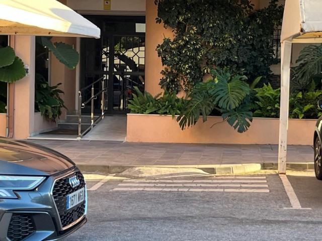 3 Bedrooms Apartment in Puerto Banús